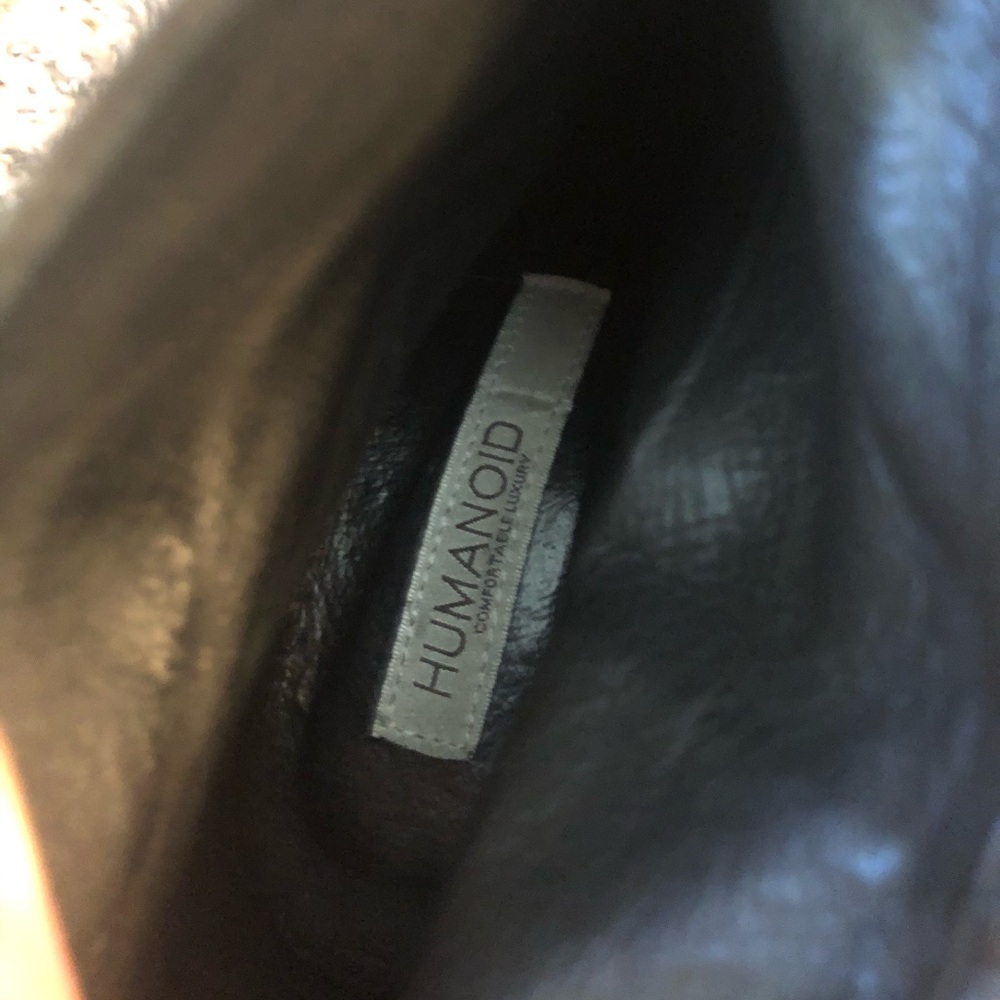 Humanoid boot - Picture 3 of 4